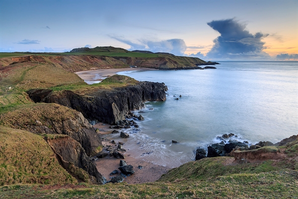 Whistling sands 4 miles away